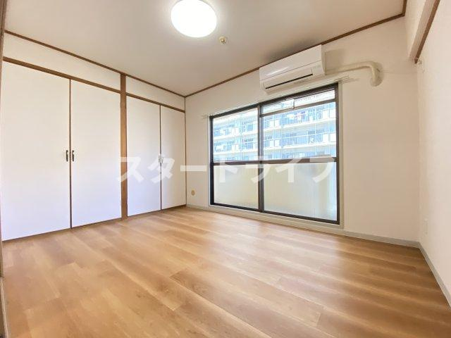 大阪市淀川区東三国２丁目の賃貸マンションの寝室
