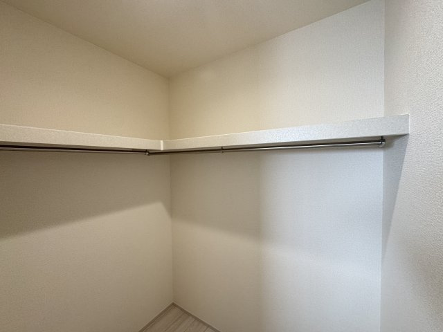 うるま市前原（全10棟）5号棟の収納|5号棟　洋室7.5帖＋WIC付き♪