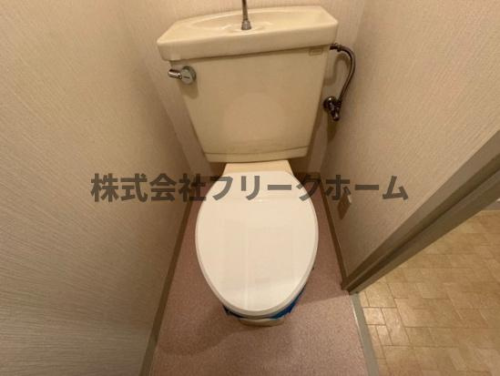 武蔵野市吉祥寺本町４丁目の賃貸マンションのトイレ