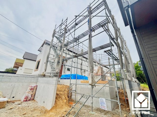 西宮市五月ケ丘　2期　3号棟の外観|脱衣室兼ランドリースペース付きで「洗う・干す・畳む」工程が短い動線で完結できるため、家事を効率化できます。