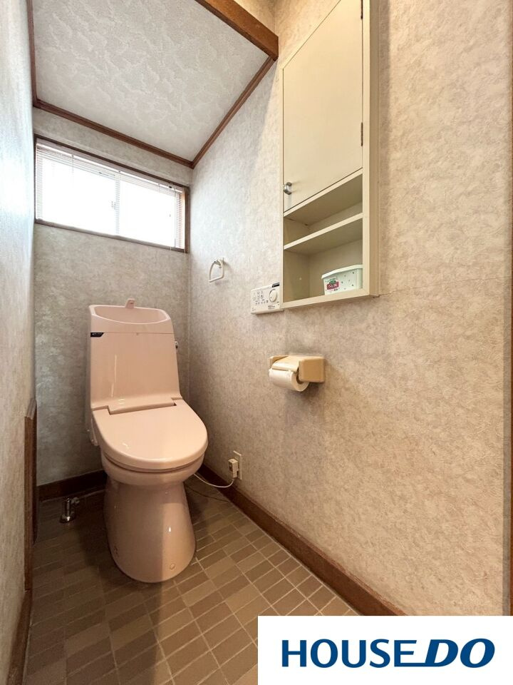 中古戸建　足利市葉鹿町のトイレ|ゆったりとした空間のトイレです