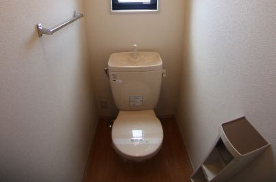 コートボナールBのトイレ|清潔感のあるトイレです