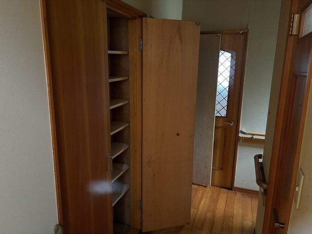 東松山市大字松山中古戸建の収納|１階