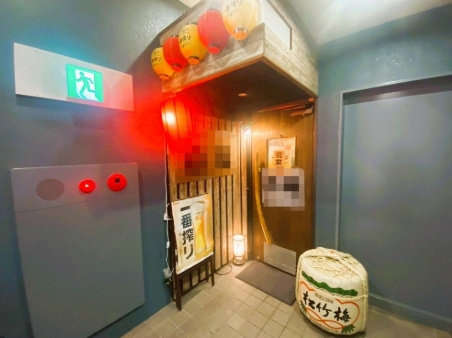 北阪ビルのエントランス