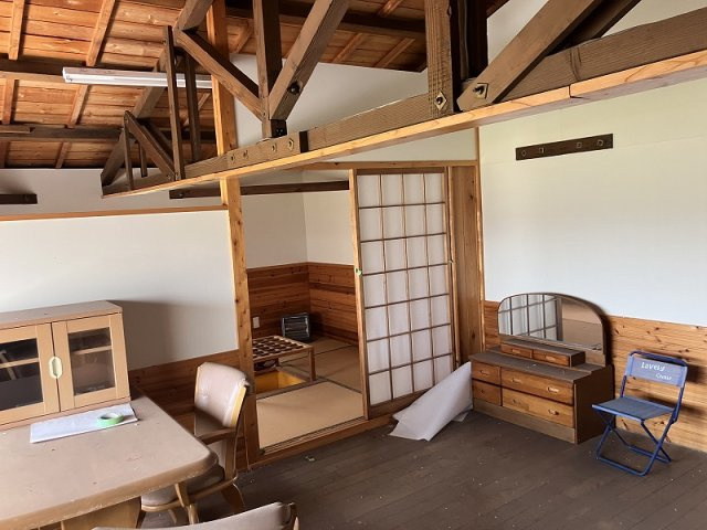 各務原市鵜沼羽場町７丁目の収納|倉庫２階写真