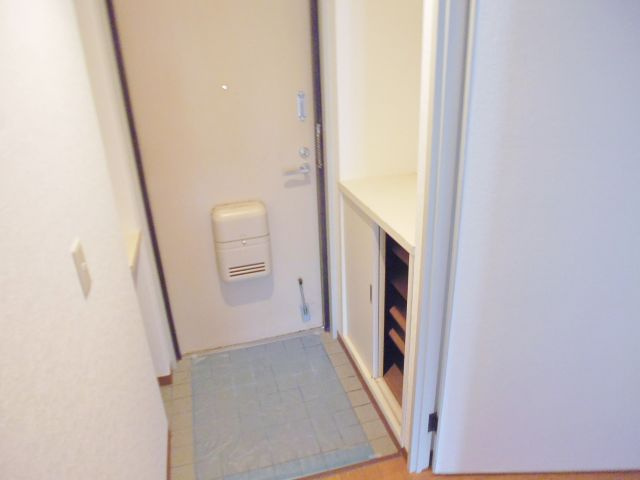 グリーンエイト2の玄関