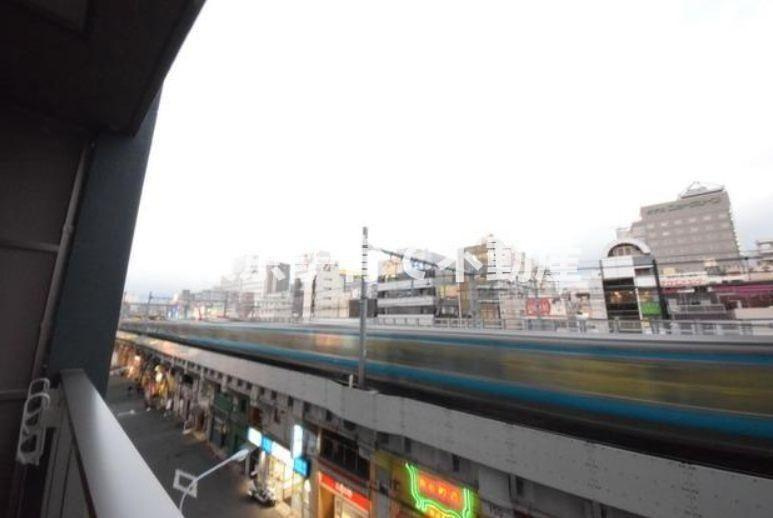 ザ・パークハビオ文京江戸川橋のバルコニー