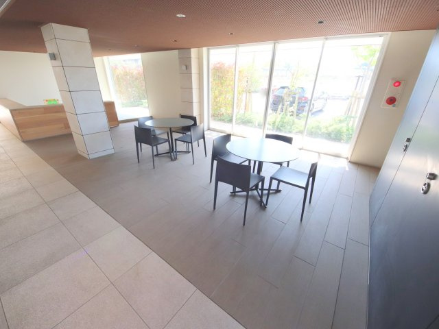K-TERRACE学研奈良登美ヶ丘　北棟のロビー