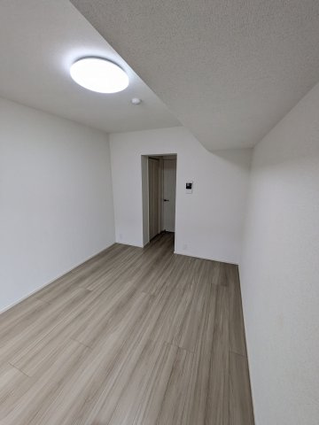 Ｌｏｇ登戸ｓｔａｔｉｏｎ　ｓｉｄｅの洋室