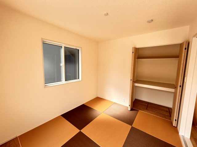【ブルーミングガーデン】　宇都宮市江曽島町　全6邸の収納|〇2号棟　1F和室5.25帖〇
※2026年9月撮影
