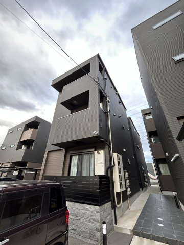 REGALEST武庫川3の外観
