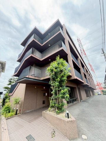 ラフィーネ上牧の外観