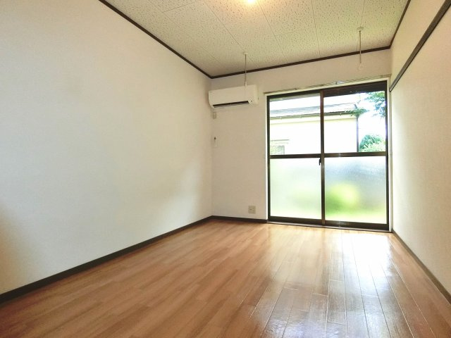 【洋室】 | ドミールサカイ