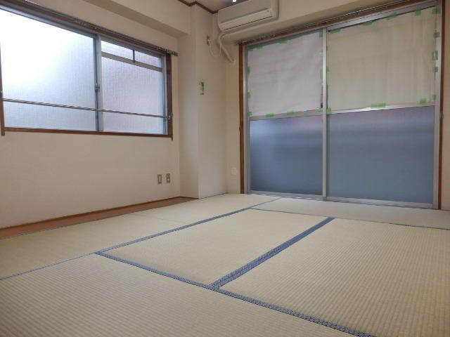 メゾンパステルの和室