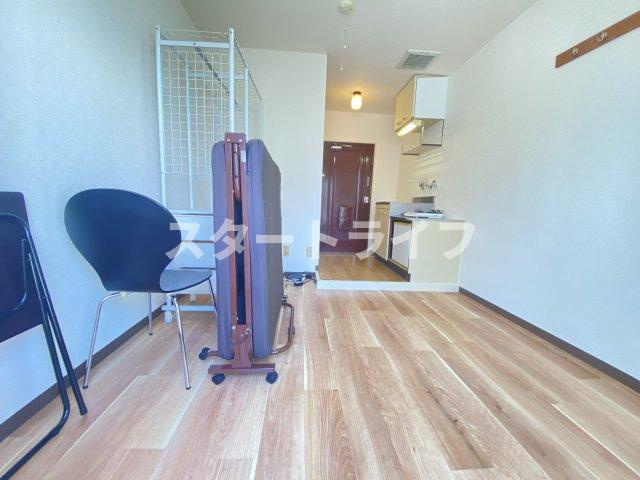 大阪市淀川区西三国１丁目の賃貸マンションの寝室