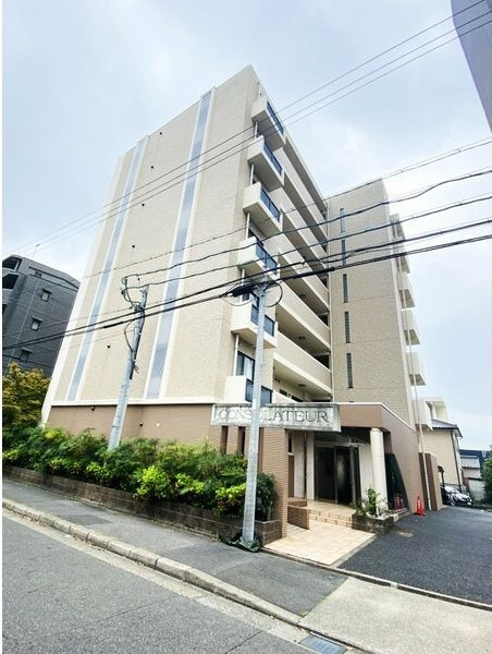 コンソラトゥール