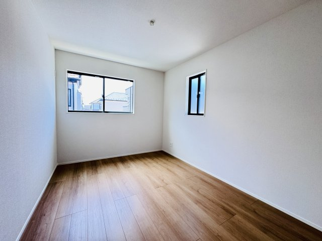 柏市逆井藤ノ台新築戸建【藤心小学校：7分】の子供部屋|6.25帖洋室