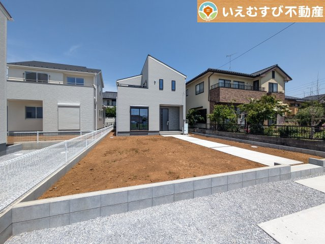 Livele Garden.S　吉見町東野第2の庭|ガーデニングが楽しめそう
季節の草花で彩りを！ガーデニングで緑あふれる景色を作るのも楽しみ♪