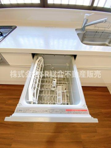 下六万寺町3丁目中古テラスハウスの設備|食洗機があり洗い物の手間が省けます♪