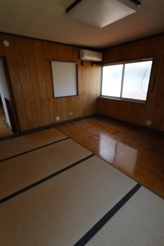 コーポ大野の居間・リビング
