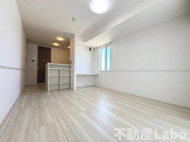ロイヤルサン　B棟