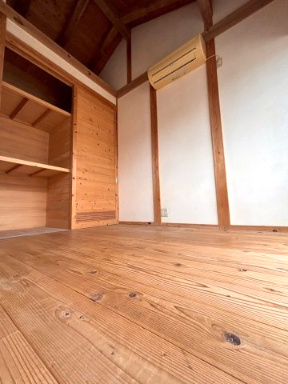 日の出町平井　中古戸建の洋室