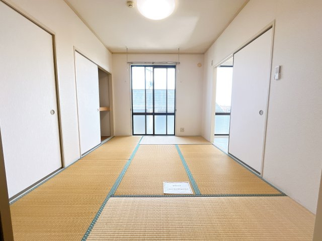 グリーンエステートC棟の和室