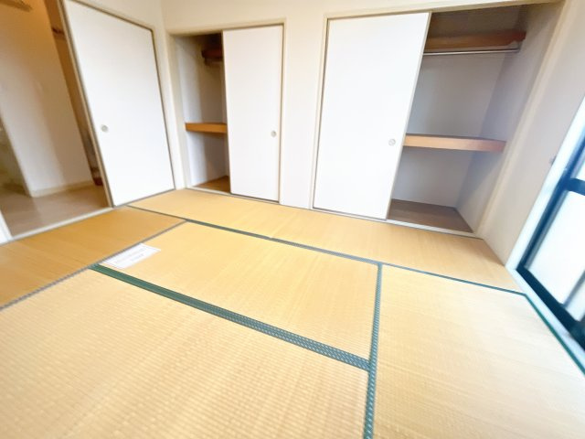 グリーンエステートC棟の和室