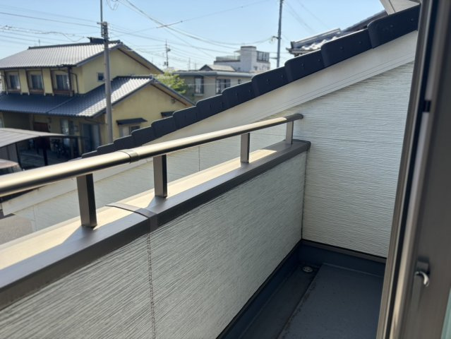 岡山市南区あけぼの町　中古戸建のバルコニー