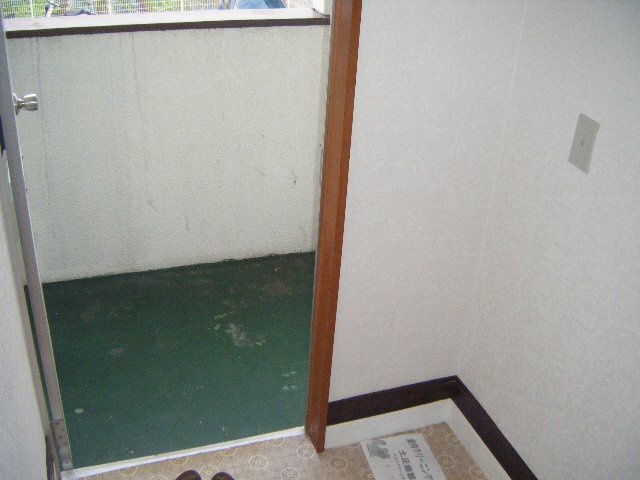第１ローズハイツの玄関