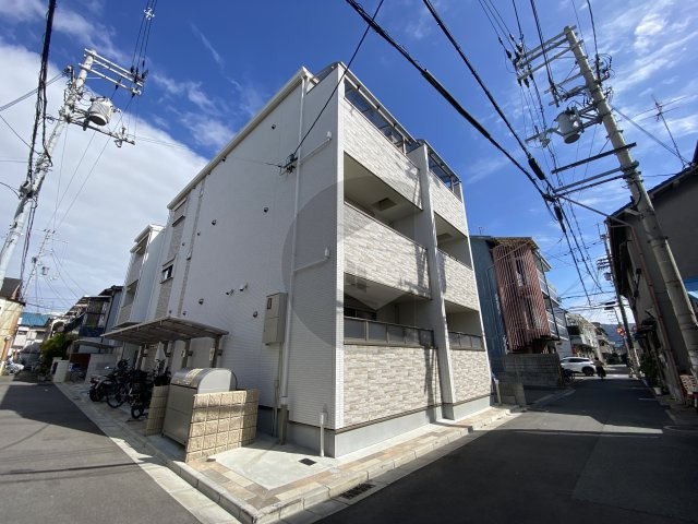 クリエオーレ瓜生堂の外観
