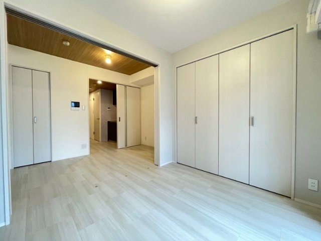 レジディア文京本郷の洋室