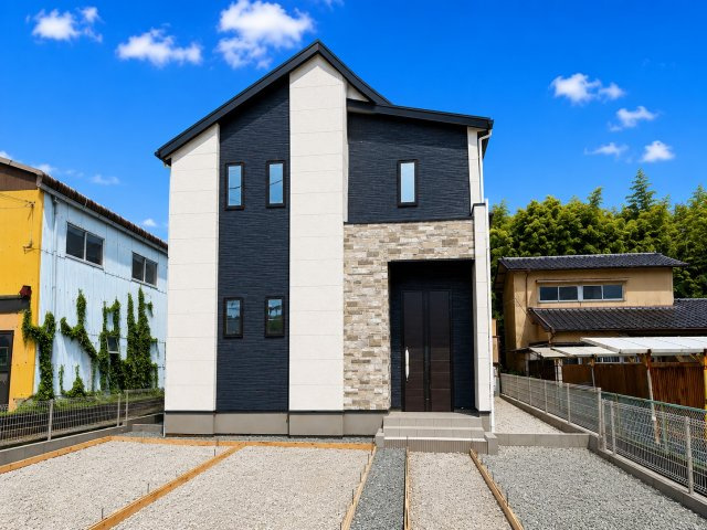 久留米市合川町の新築一戸建の外観|6月25日現在　もうすぐ完成です。