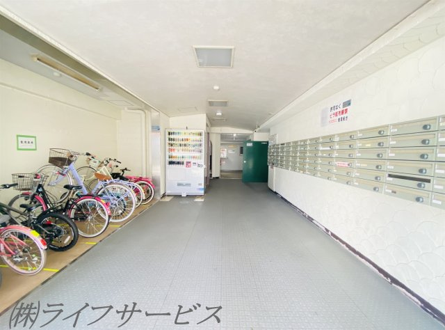【エントランス】 | 新大阪第１ハイツビル | エントランスホール