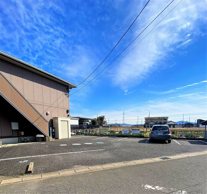 ルミエール　　刈谷市近郊の賃貸はクラスホームの駐車場