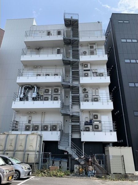 グーグダイニングの外観