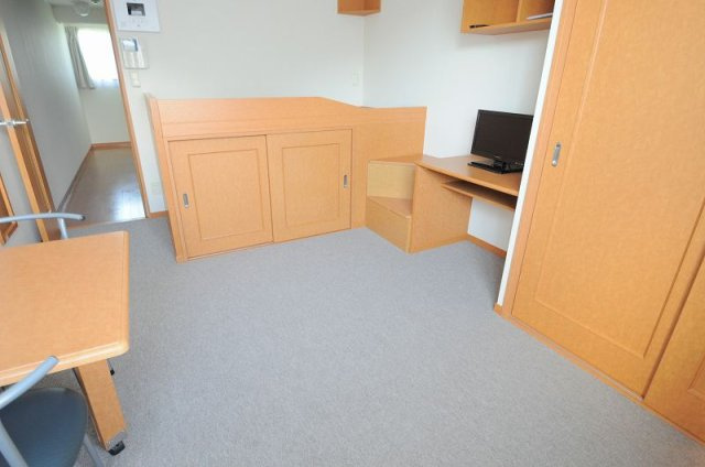 レオパレスわかばの居間・リビング|ゆったり過ごせるリビングです