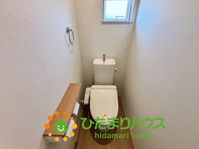 加須市多門寺　中古一戸建てのトイレ