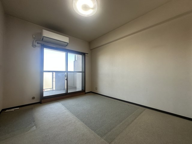 リベール明石硯町の洋室
