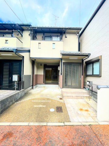 京都府京都市伏見区革屋町771-3の外観