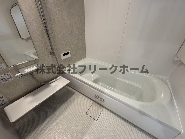 小金井市本町１丁目のテラスの浴室