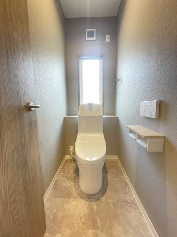 京都府京田辺市花住坂3丁目21-20のトイレ