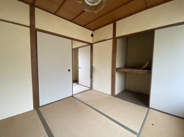 石田大受町の和室