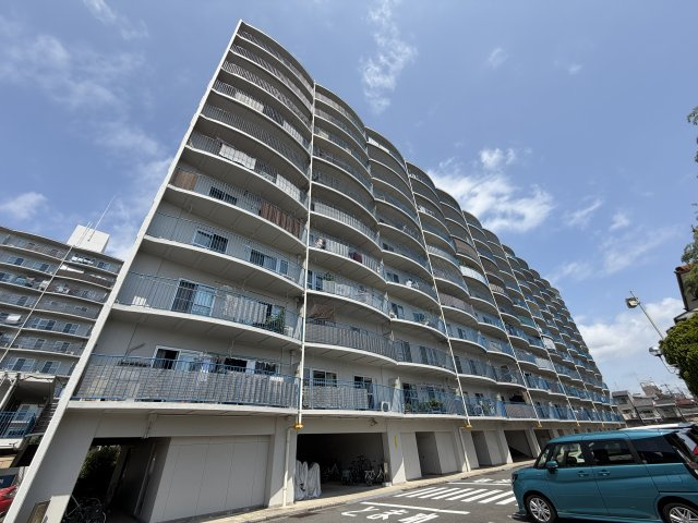 ファミール伏見A棟