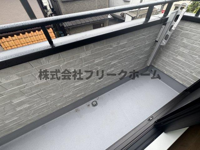 小金井市本町１丁目のテラスのバルコニー