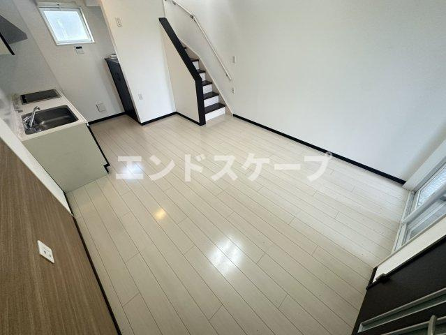 Prinston squareの居間・リビング|高崎、前橋のお部屋探しはエンドスケープまで！お客様の理想お聞かせ下さい♪