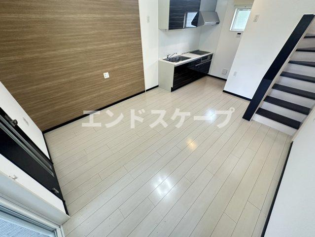 Prinston squareの居間・リビング|高崎、前橋のお部屋探しはエンドスケープまで！お客様の理想お聞かせ下さい♪