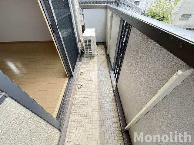 クローバーコートのバルコニー
