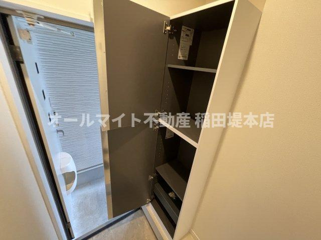 川崎市麻生区高石３丁目のアパートの収納