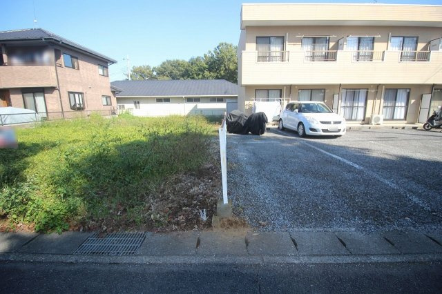 小山市犬塚3丁目の外観|南東側との境界部分（2023年11月撮影）